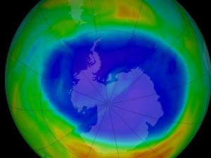 南極出現(xiàn)超級臭氧層空洞！面積相當于北美