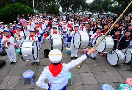 10月13日是什么節(jié)日？中國(guó)少年先鋒隊(duì)建隊(duì)日什么時(shí)候